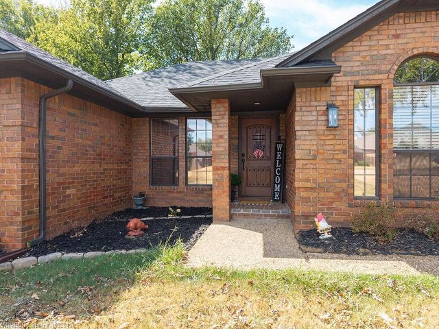 1327 Springdale Drive, Alma, AR 72921