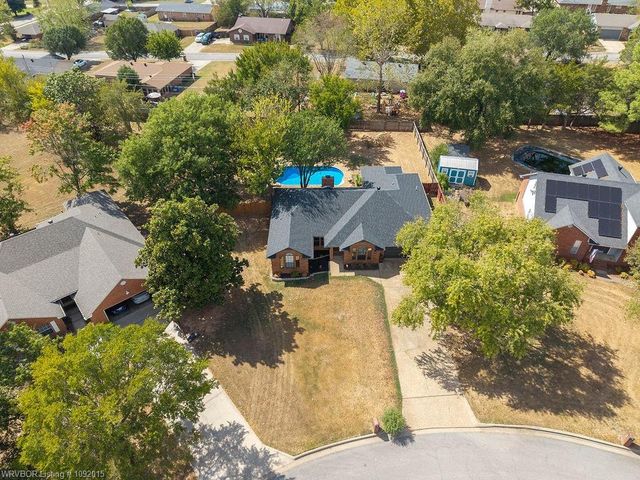 1327 Springdale Drive, Alma, AR 72921