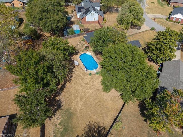 1327 Springdale Drive, Alma, AR 72921