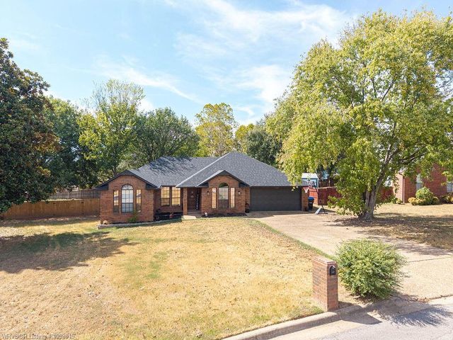 1327 Springdale Drive, Alma, AR 72921