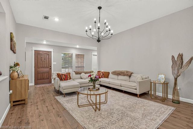 1327 Springdale Drive, Alma, AR 72921