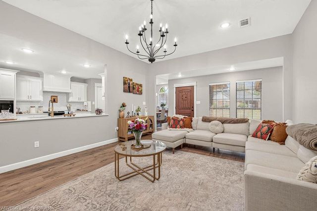 1327 Springdale Drive, Alma, AR 72921