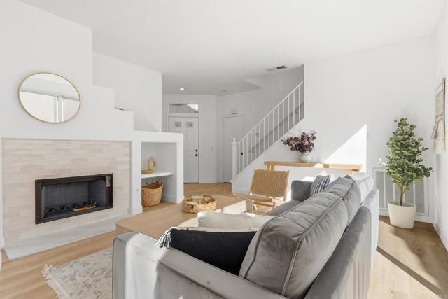 8727 Westmore Road 24, San Diego, CA 92126