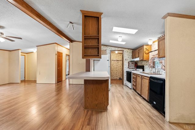 675 Pacoman Road, Evington, VA 24550