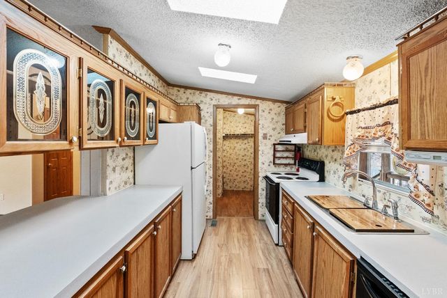 675 Pacoman Road, Evington, VA 24550