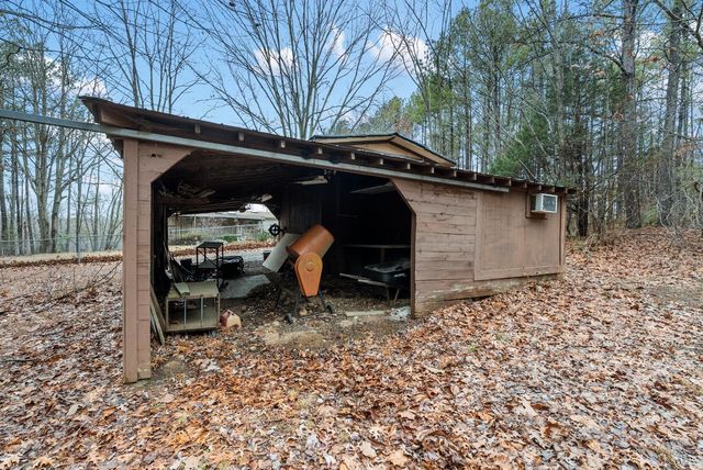 675 Pacoman Road, Evington, VA 24550