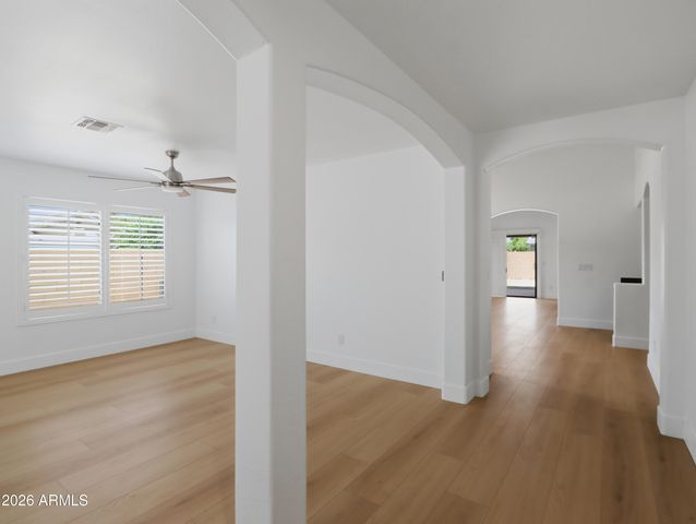 10442 W TORONTO Way, Tolleson, AZ 85353