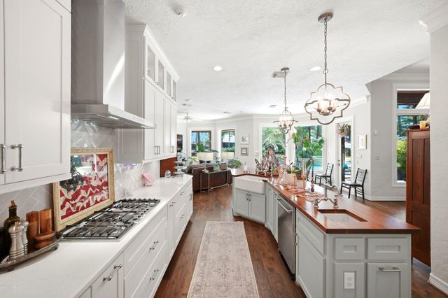 3097 Bentwater Drive, Montgomery, TX 77356