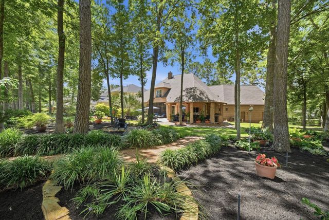 3097 Bentwater Drive, Montgomery, TX 77356