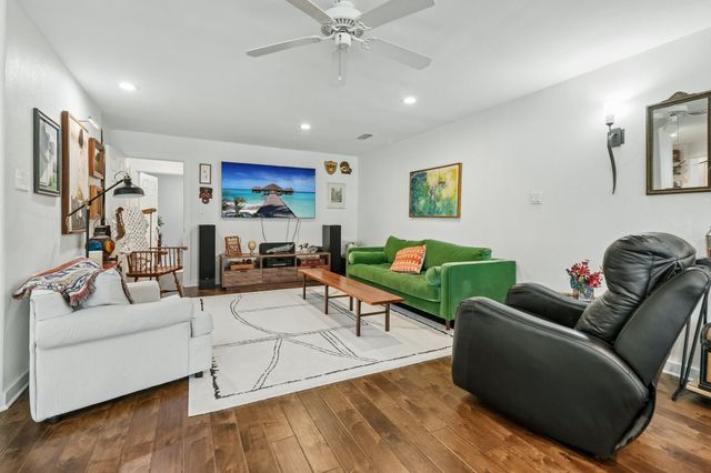 729 Turtle Cove Boulevard, Rockwall, TX 75087