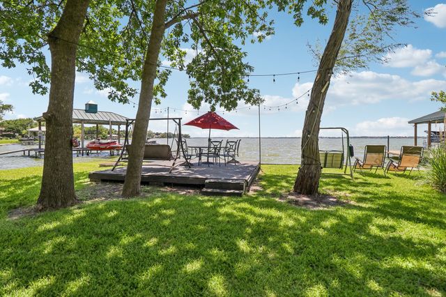 729 Turtle Cove Boulevard, Rockwall, TX 75087