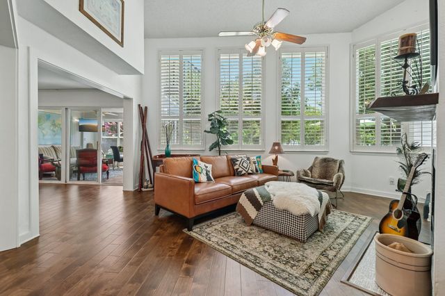 729 Turtle Cove Boulevard, Rockwall, TX 75087