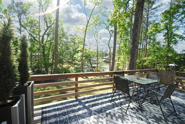 59 Paradise Loop, Point Blank, TX 77364