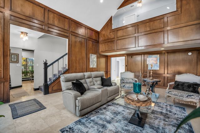 1002 Nottingham Drive, Carrollton, TX 75007