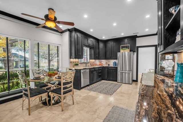 1002 Nottingham Drive, Carrollton, TX 75007