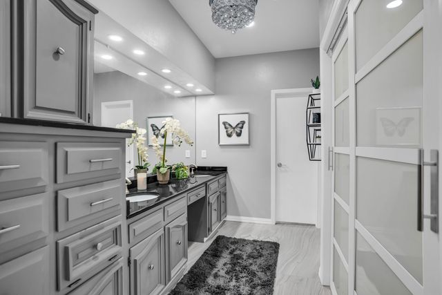 1002 Nottingham Drive, Carrollton, TX 75007