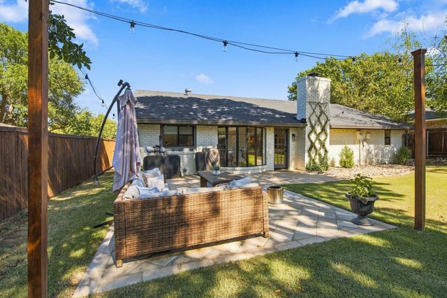 2205 Sierra Drive, Grapevine, TX 76051