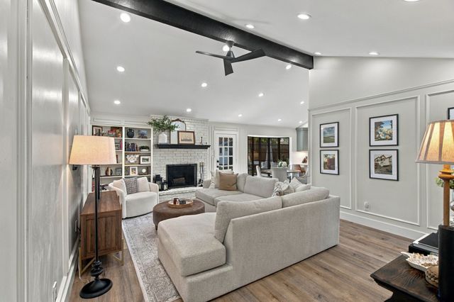 2205 Sierra Drive, Grapevine, TX 76051