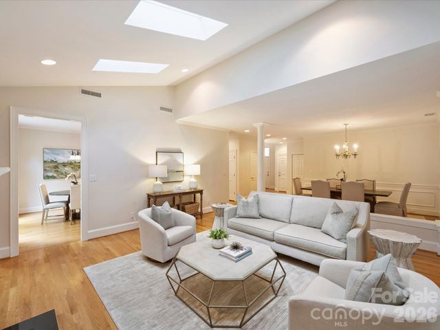8929 Challis Hill Lane, Charlotte, NC 28226