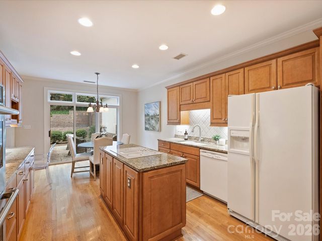 8929 Challis Hill Lane, Charlotte, NC 28226