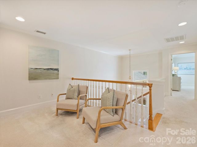 8929 Challis Hill Lane, Charlotte, NC 28226