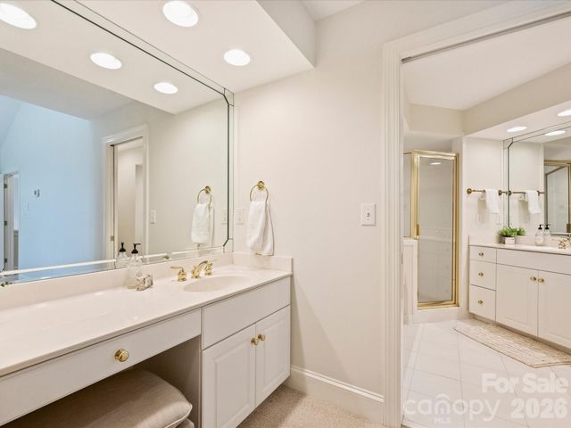 8929 Challis Hill Lane, Charlotte, NC 28226