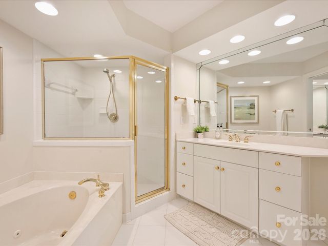 8929 Challis Hill Lane, Charlotte, NC 28226