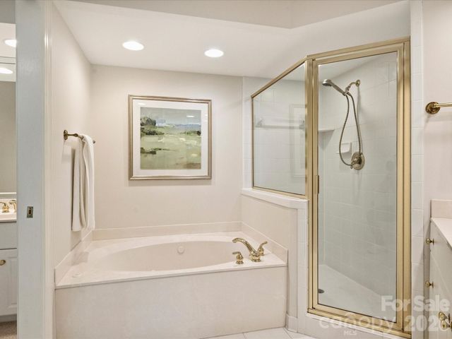 8929 Challis Hill Lane, Charlotte, NC 28226