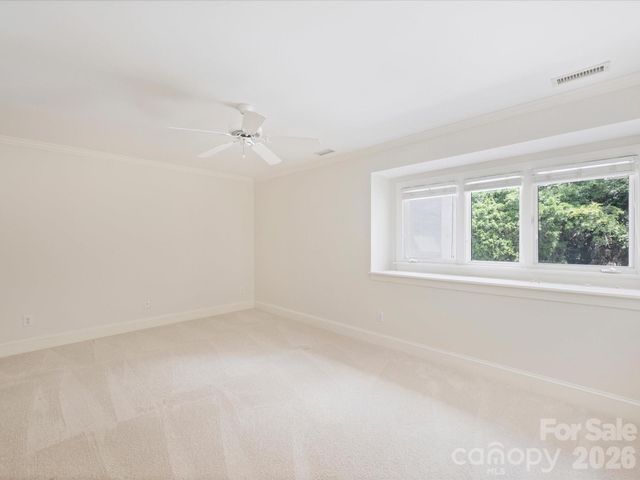 8929 Challis Hill Lane, Charlotte, NC 28226