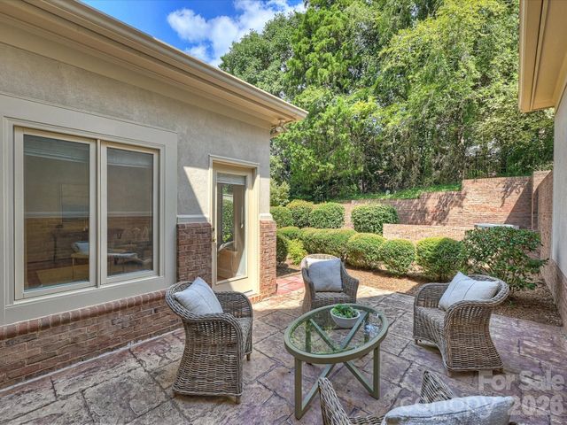 8929 Challis Hill Lane, Charlotte, NC 28226