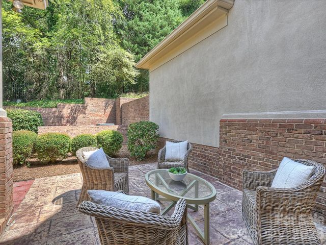 8929 Challis Hill Lane, Charlotte, NC 28226