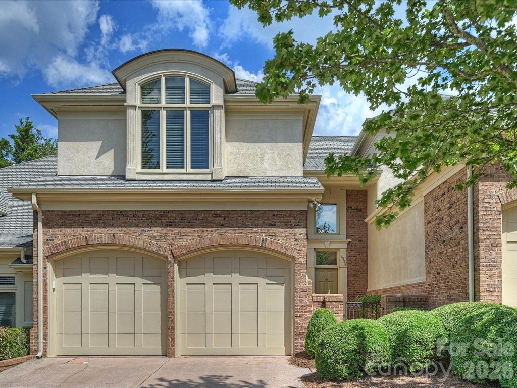 8929 Challis Hill Lane, Charlotte, NC 28226