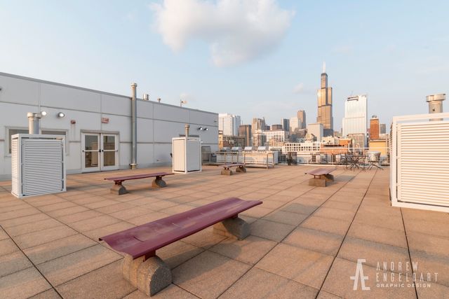 933 W Van Buren Street 321, Chicago, IL 60607