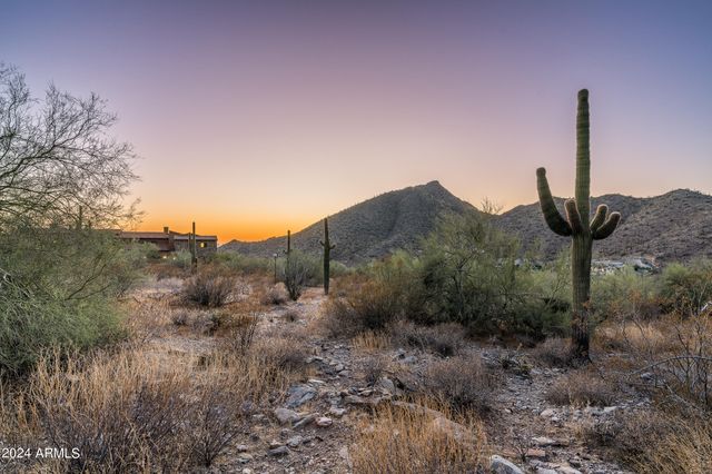 21524 N 110TH Place 1827, Scottsdale, AZ 85255