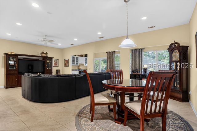6 Raven Glass Ln, Bluffton, SC 29909