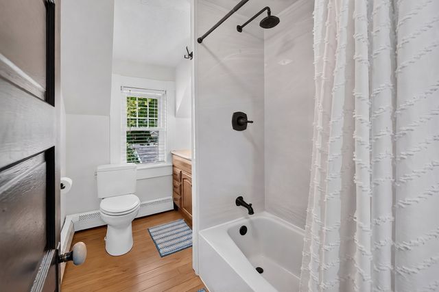 58 Grove St, Lynnfield, MA 01940