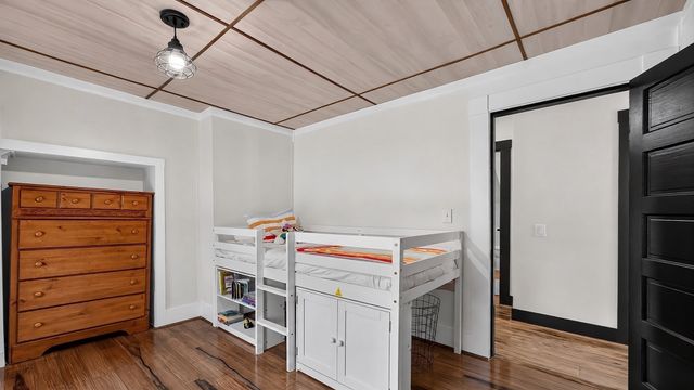 58 Grove St, Lynnfield, MA 01940