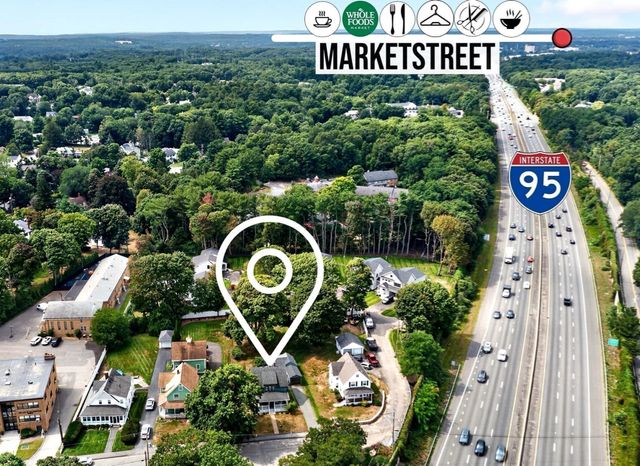58 Grove St, Lynnfield, MA 01940