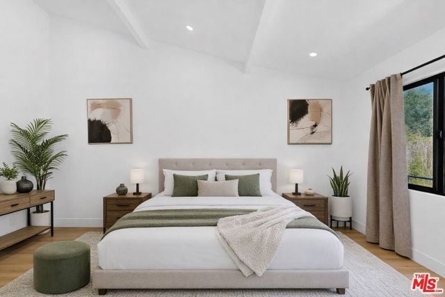 3873 Royal Woods Drive, Sherman Oaks, CA 91403