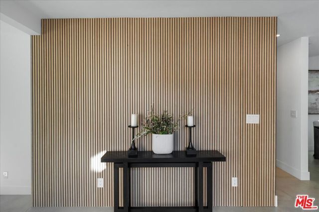 3873 Royal Woods Drive, Sherman Oaks, CA 91403