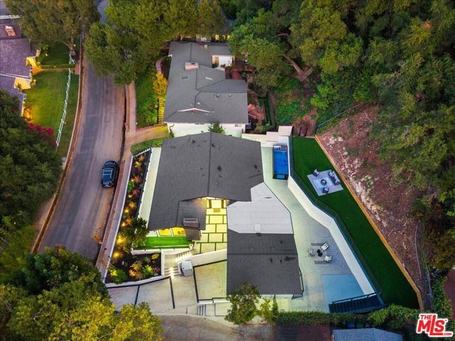 3873 Royal Woods Drive, Sherman Oaks, CA 91403