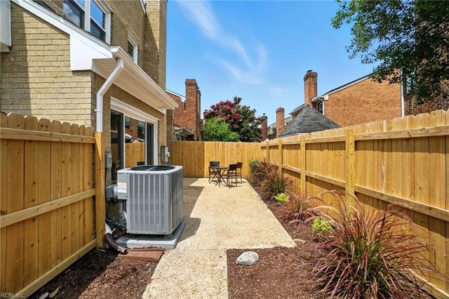 4010 Richard Lee CT, Virginia Beach, VA 23452