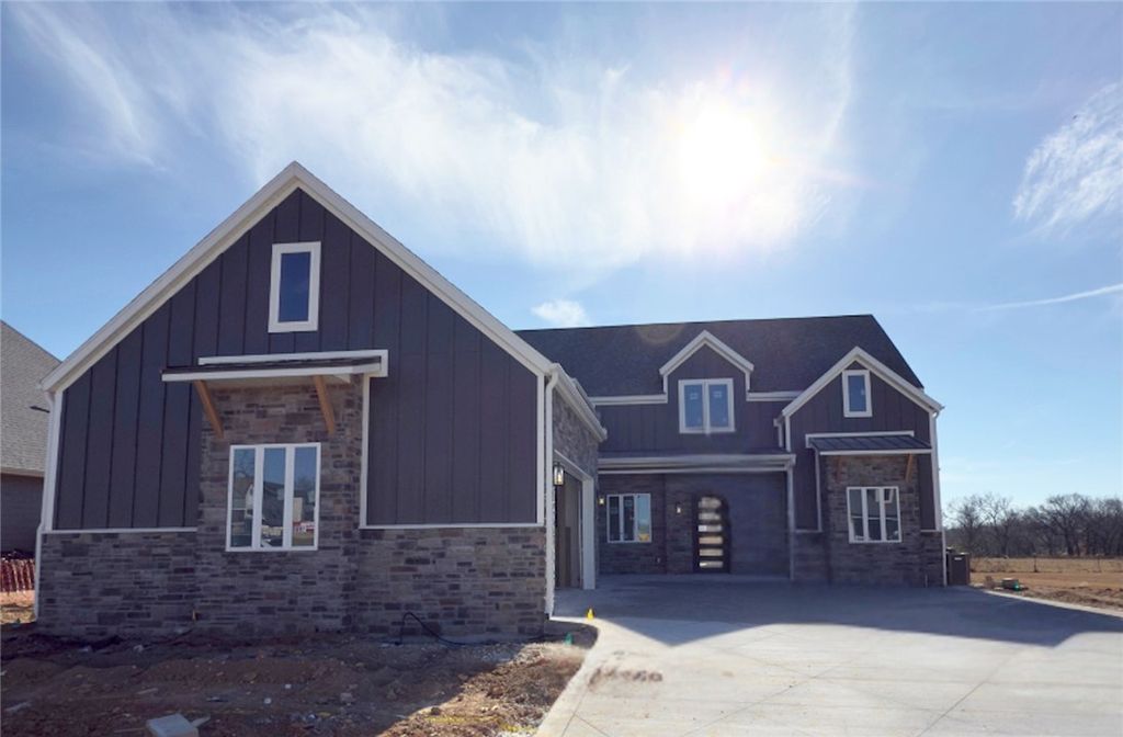 891 Greenhorn Street, Bentonville, AR 72712