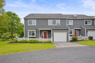 19 Cushing Green S., Pawling, NY 12564