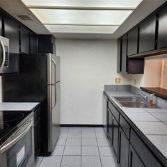 2814 S Bartell Drive 33, Houston, TX 77054