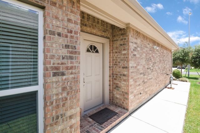 517 N 6th Street, La Porte, TX 77571