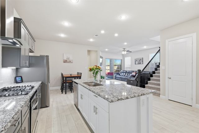 2200 7th Avenue, Flower Mound, TX 75028