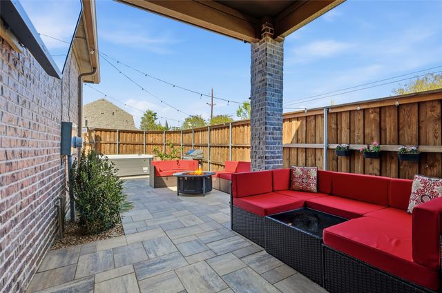 2200 7th Avenue, Flower Mound, TX 75028