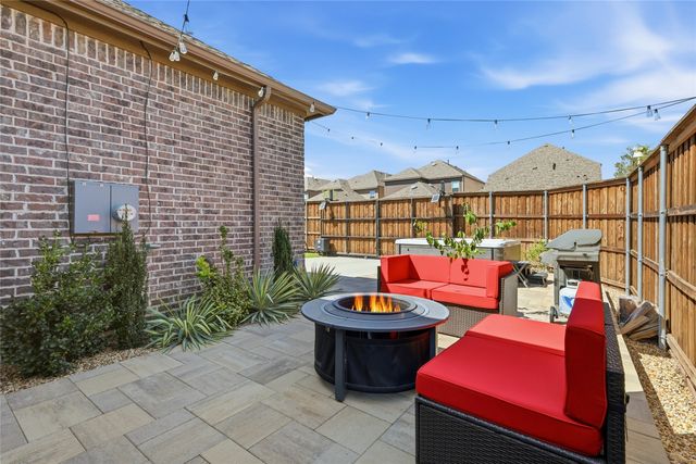 2200 7th Avenue, Flower Mound, TX 75028