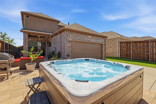 2200 7th Avenue, Flower Mound, TX 75028